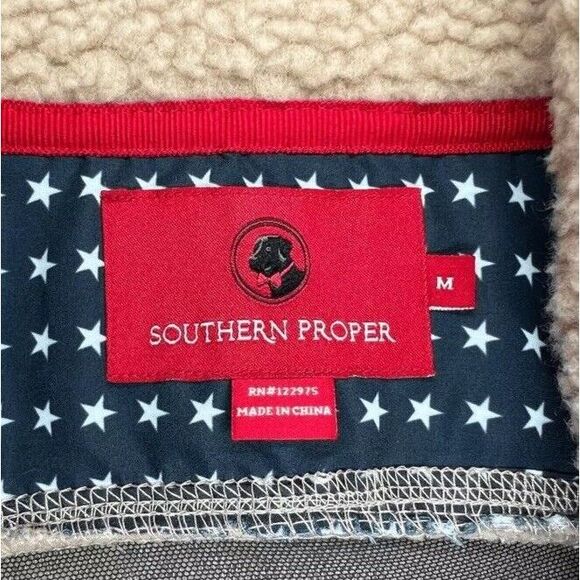 Southern Proper Men's Size Medium Fully Lined Sherpa Fleece Vest - Picture 7 of 9
